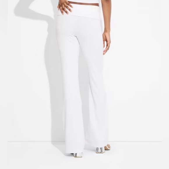 Wild Fable Mid-Rise Foldover Flare Leggings White Medium - Picture 3 of 3